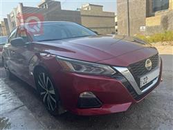 نيسان ألتيما